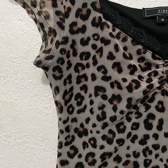 Brown Leopard Print Top - Picture 4 of 5